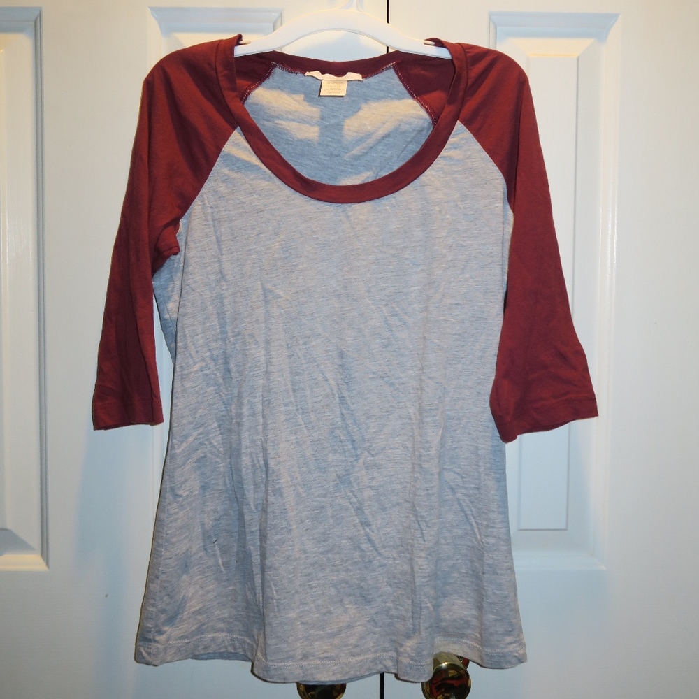 Baseball tee